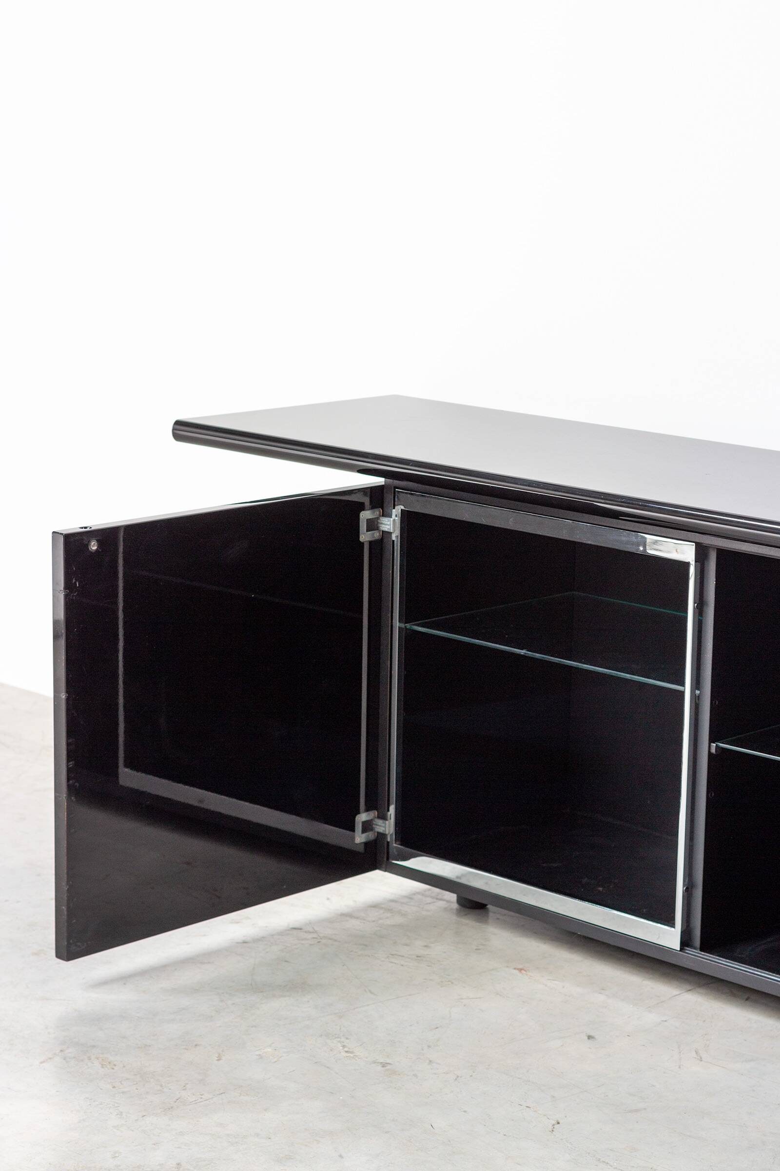 Giotto Stoppino for Acerbis Black Sheraton Sideboard Italy 1980s