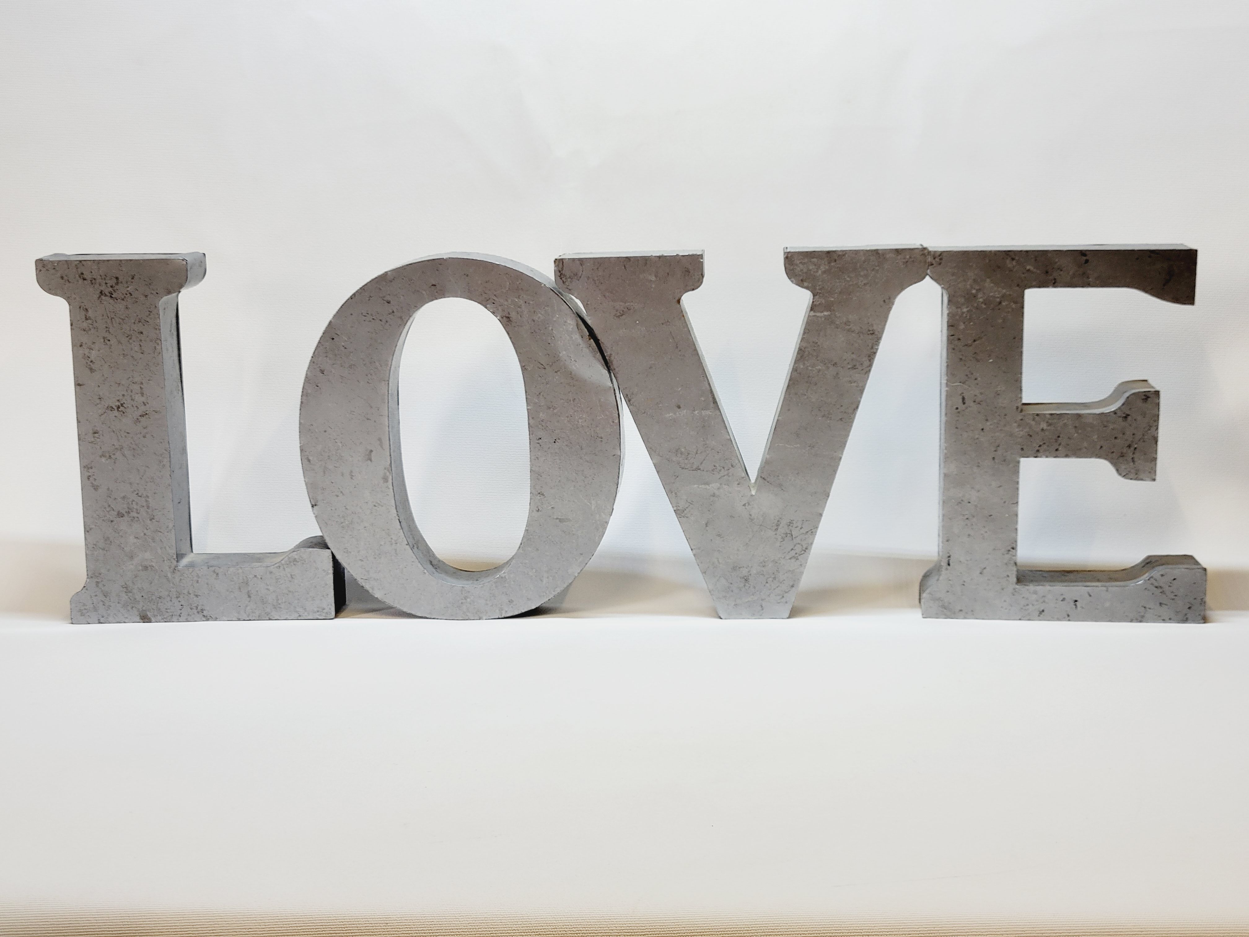 4 decorative letters metal sign LOVE FLY