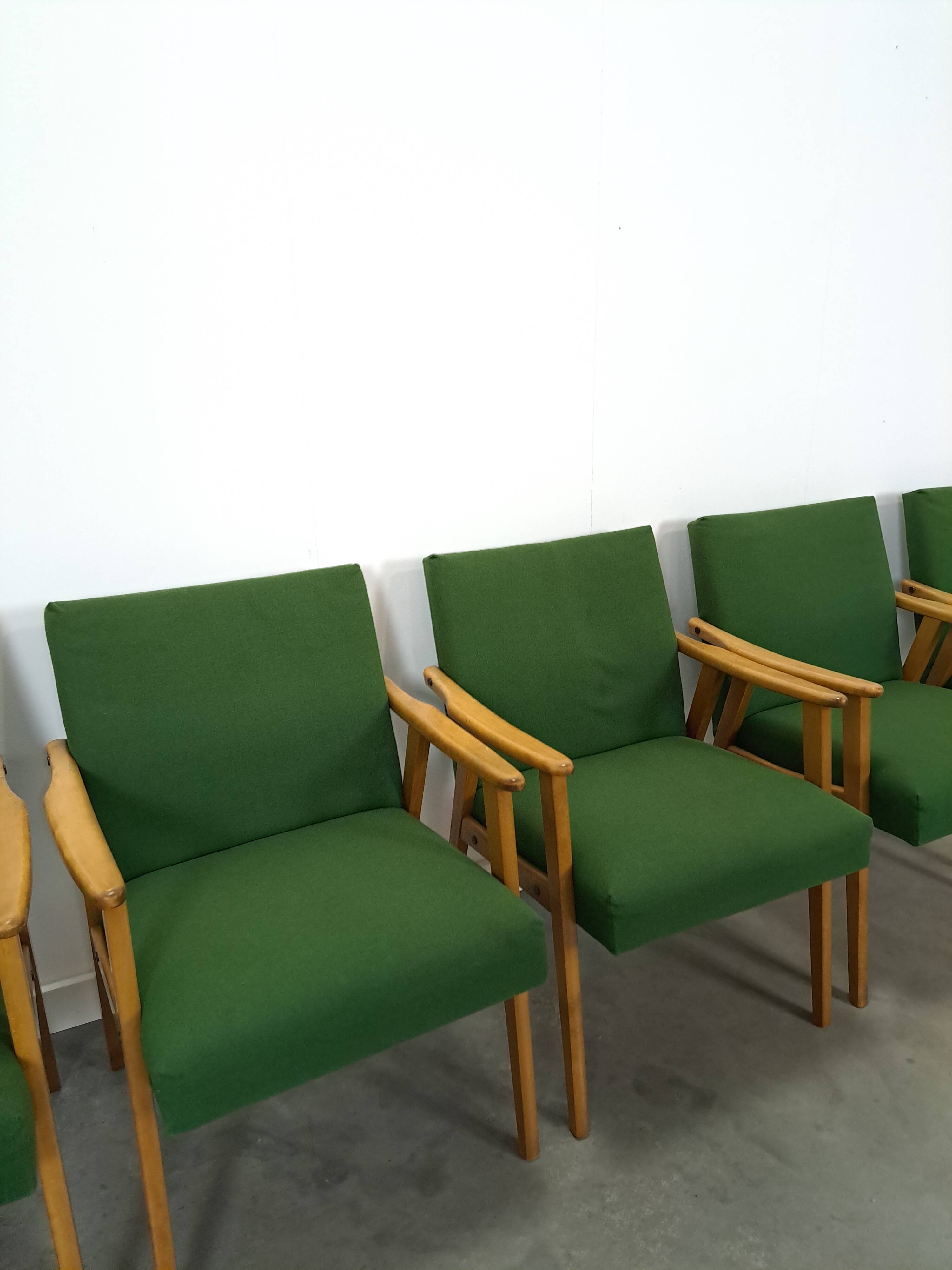Set of 6 groene eetkamerstoelen met beukenhout