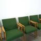 Ensemble de 6 chaises de salle à manger vertes en bois de hêtre.