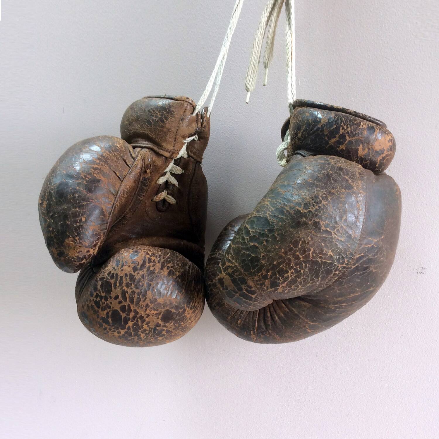 1920s boxing gloves