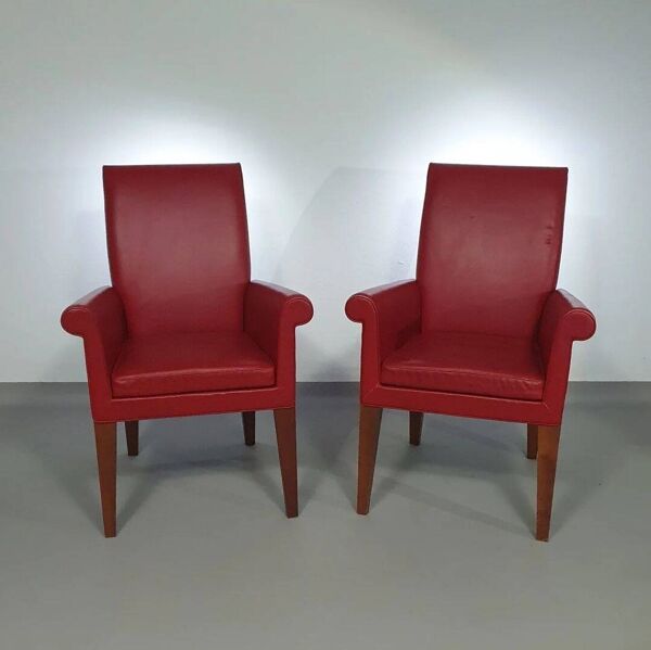 Chaises Paramount par Philippe Starck pour Driade 1989.