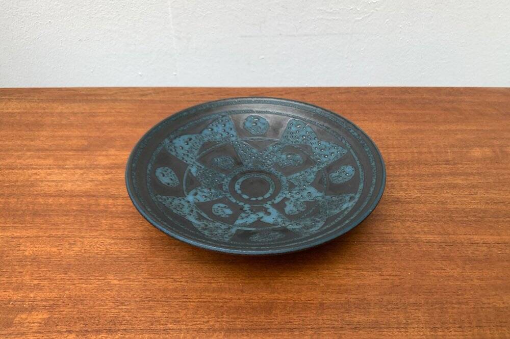 German ceramic bowl from the mid-century by Carstens Tönnieshof, 1960s.