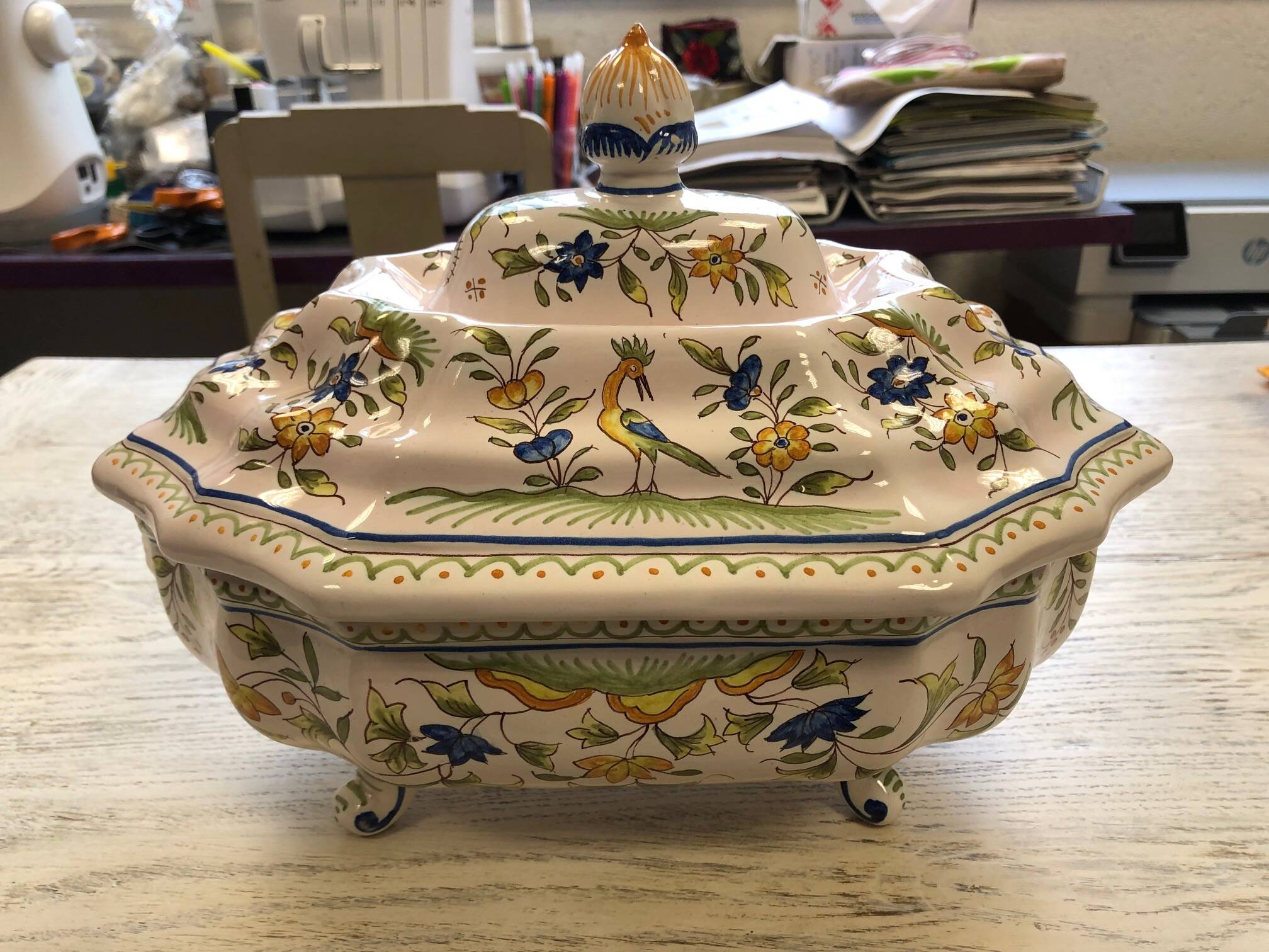 Tureen and its oval platter in moustiers - perfect condition