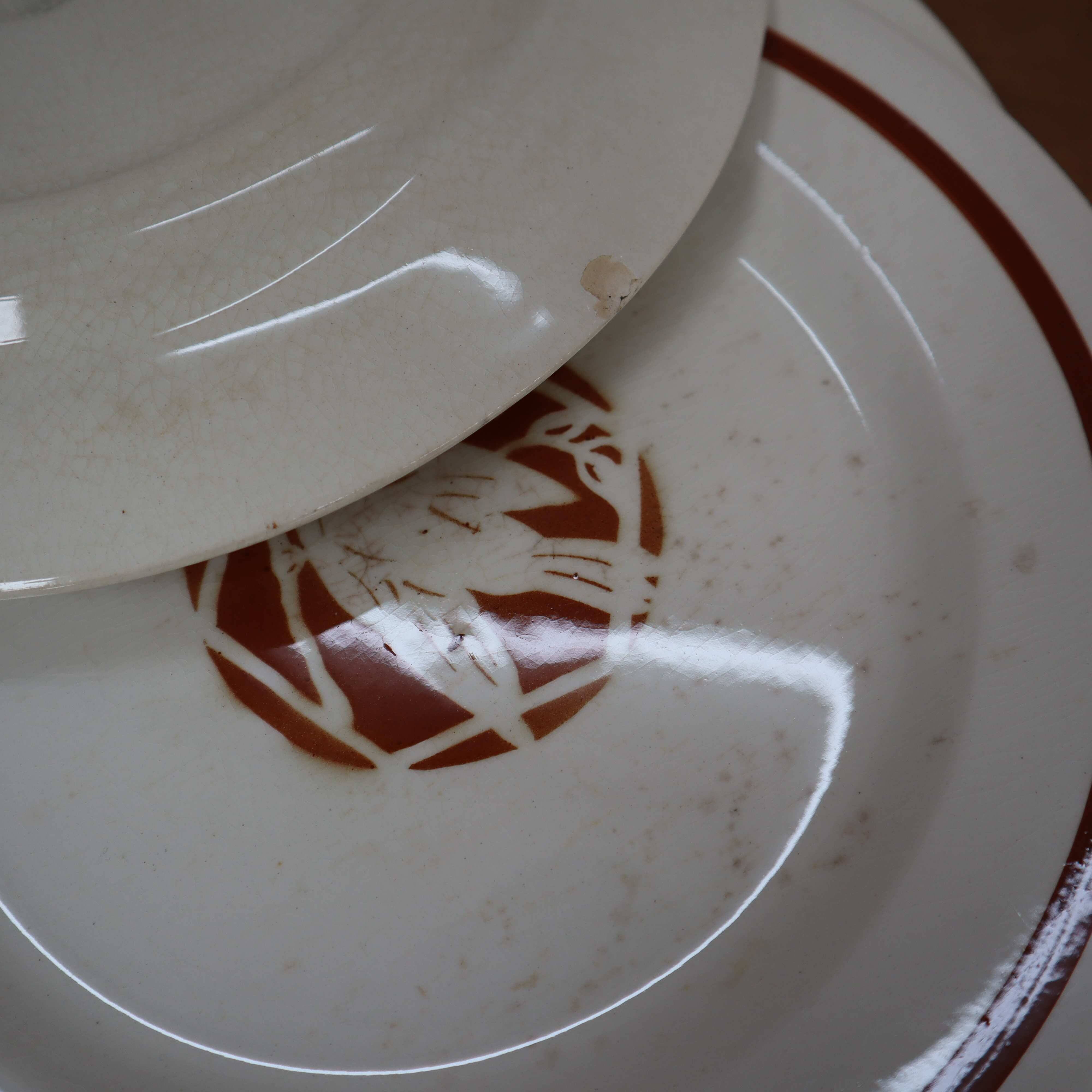 Set of 9 flat iron earth plates Salins "Colibri" France