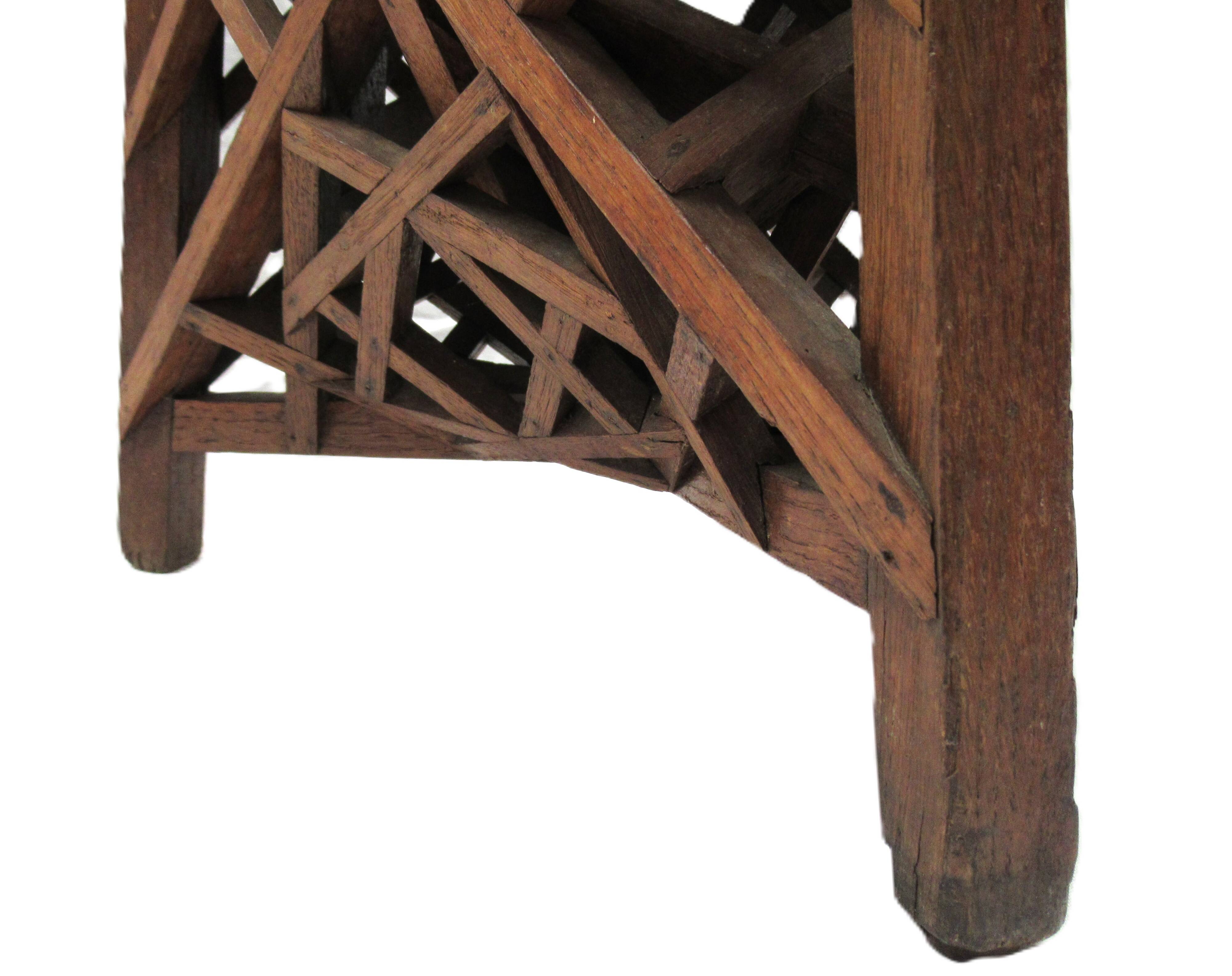 Chaise, chef-d’œuvre de maîtrise d’un compagnon charpentier, fin du XIX