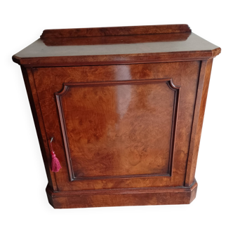 Beautiful small antique buffet in polished walnut.