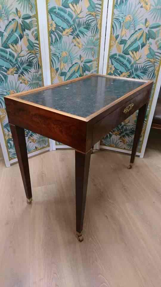 Man hairdresser Louis XVI in mahogany veneer 19th