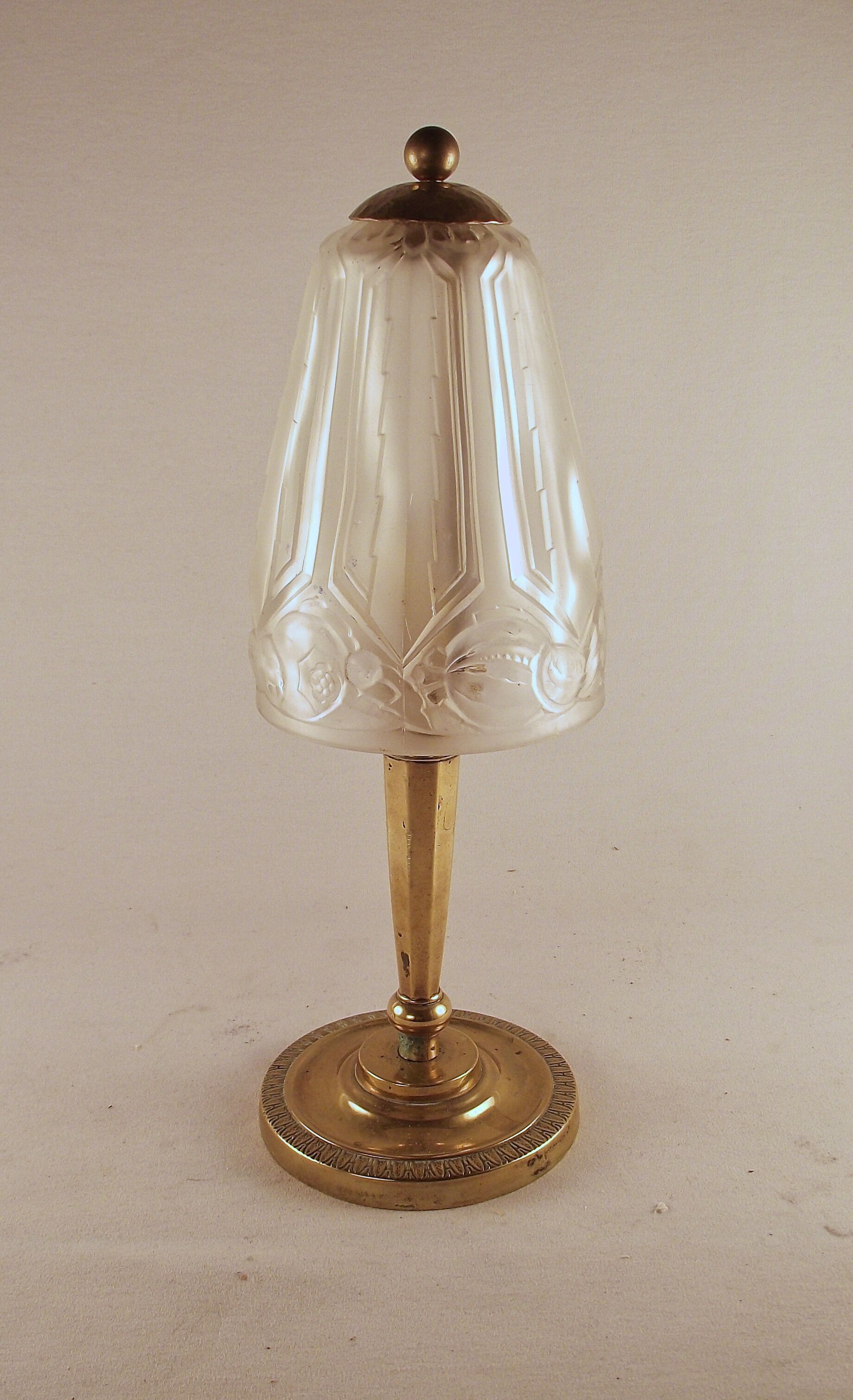 Vintage lamp art deco