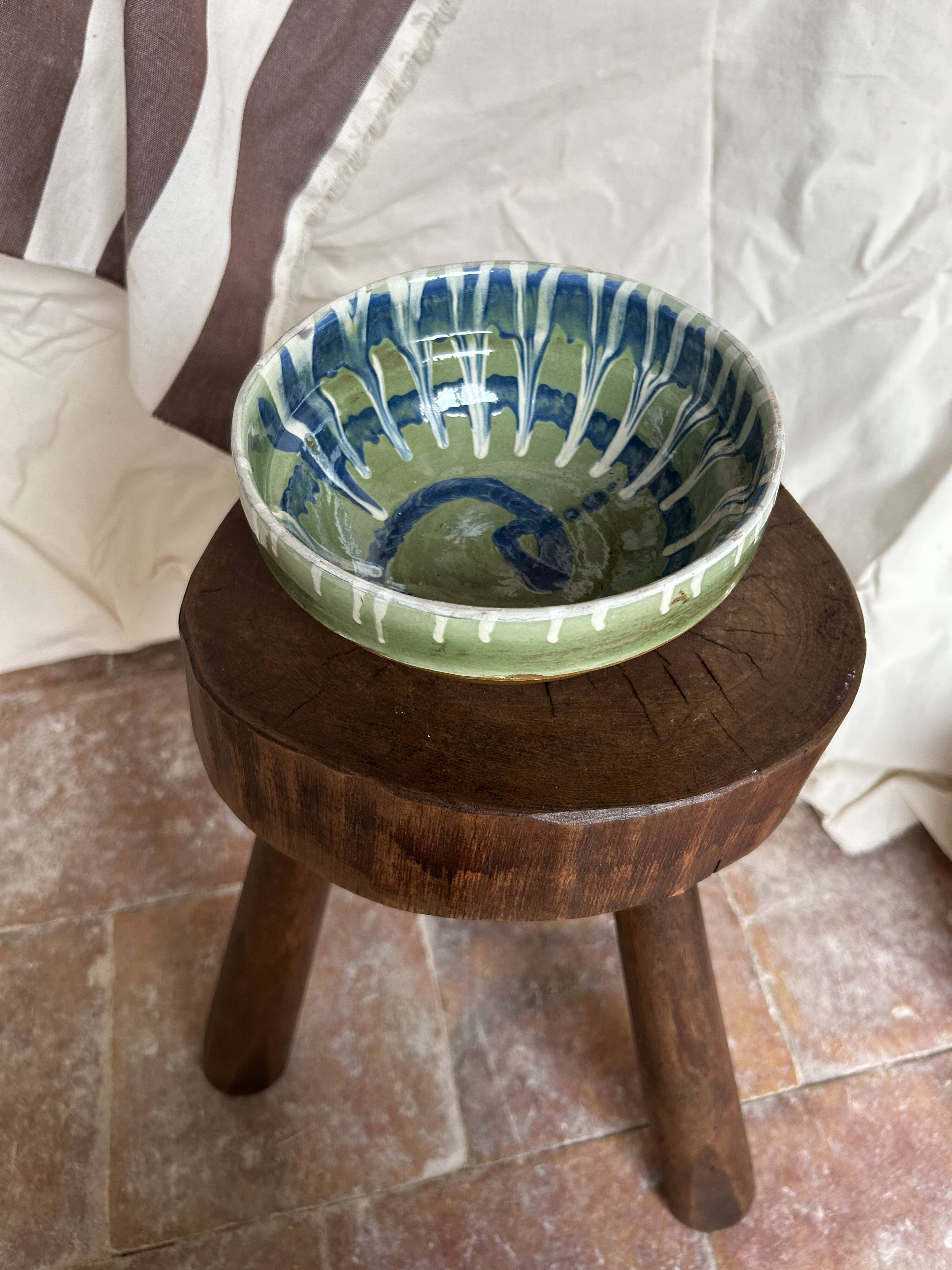 Bowl in painted terracotta