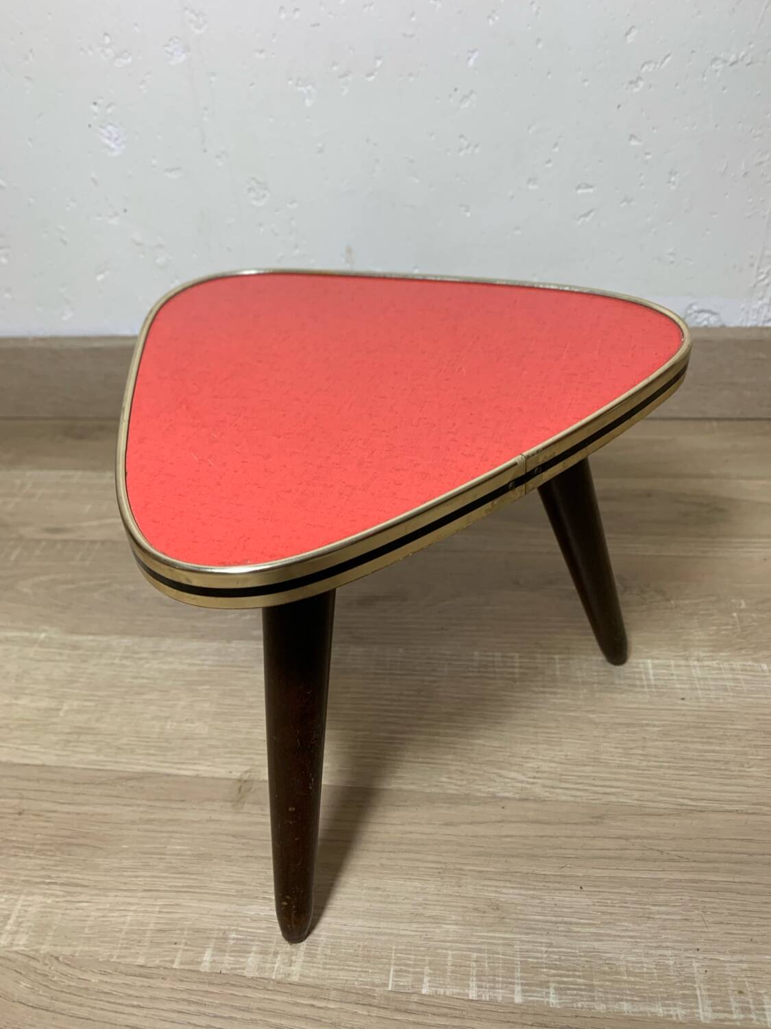 Vintage triangular plant holder