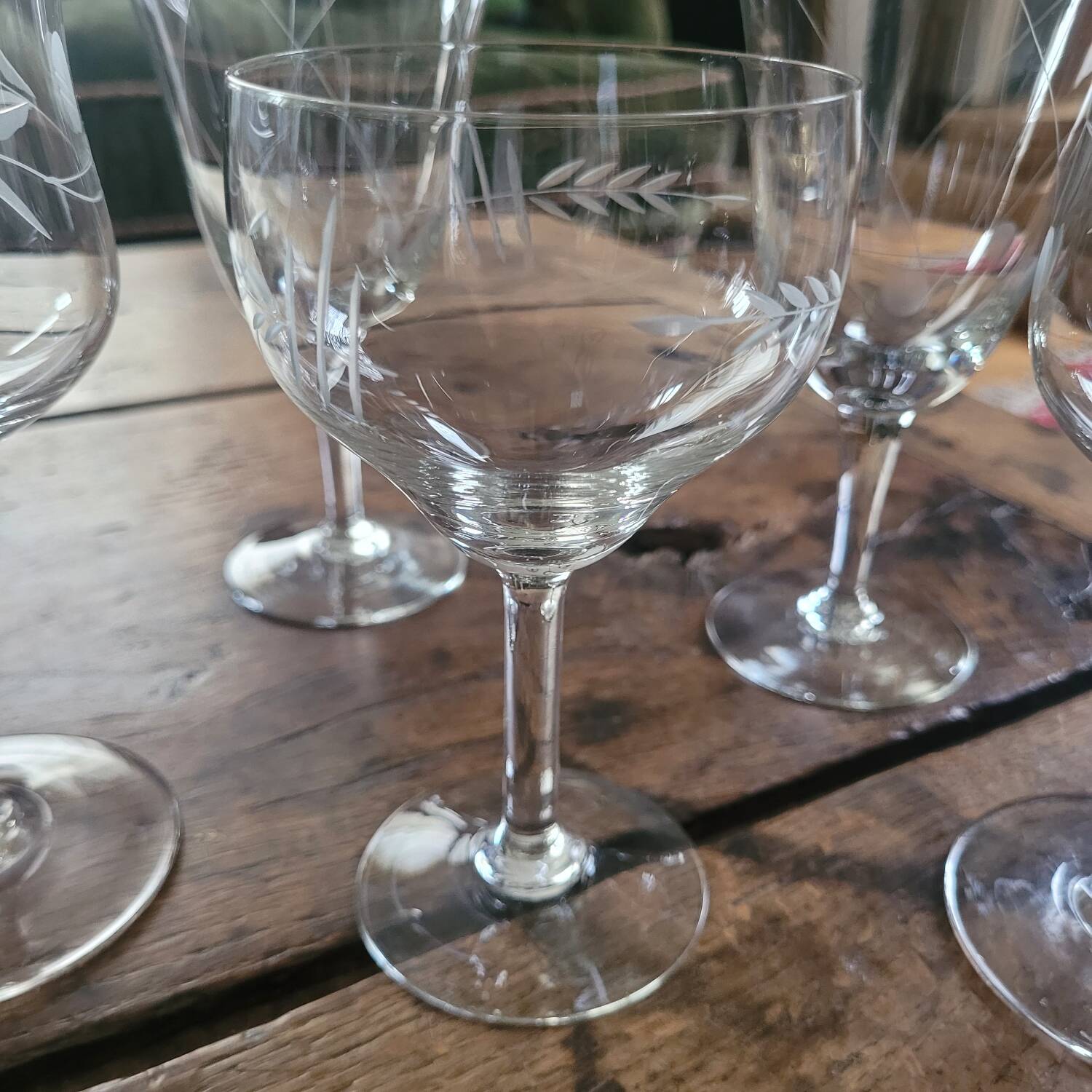 Set of 6 antique chiseled glasses – mismatched & original