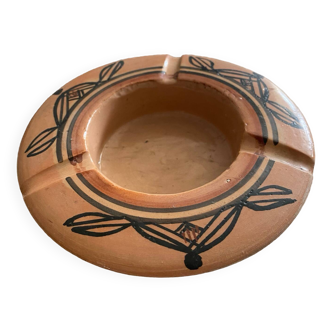 1 Berber ashtray in varnished terracotta