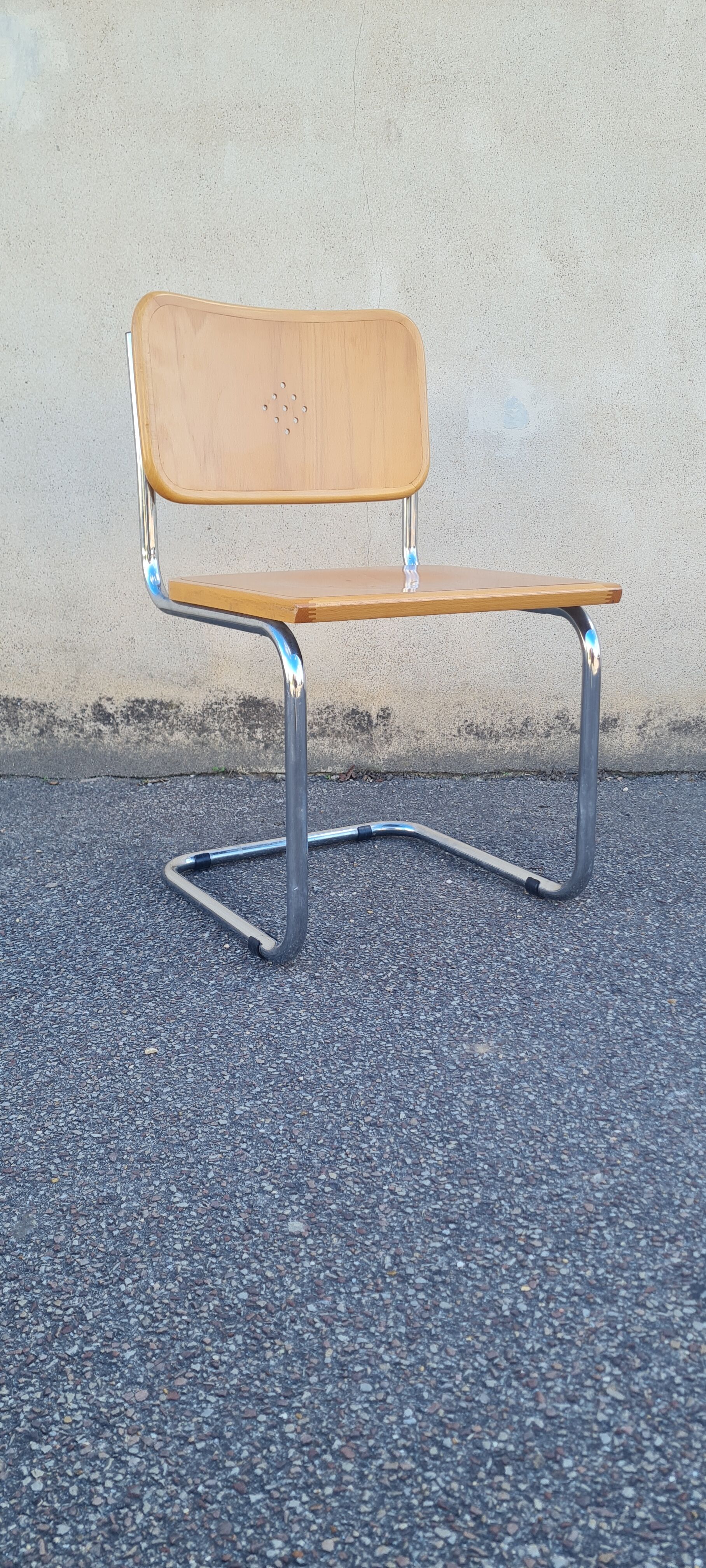 Cesca chair B32 by Marcel Breuer