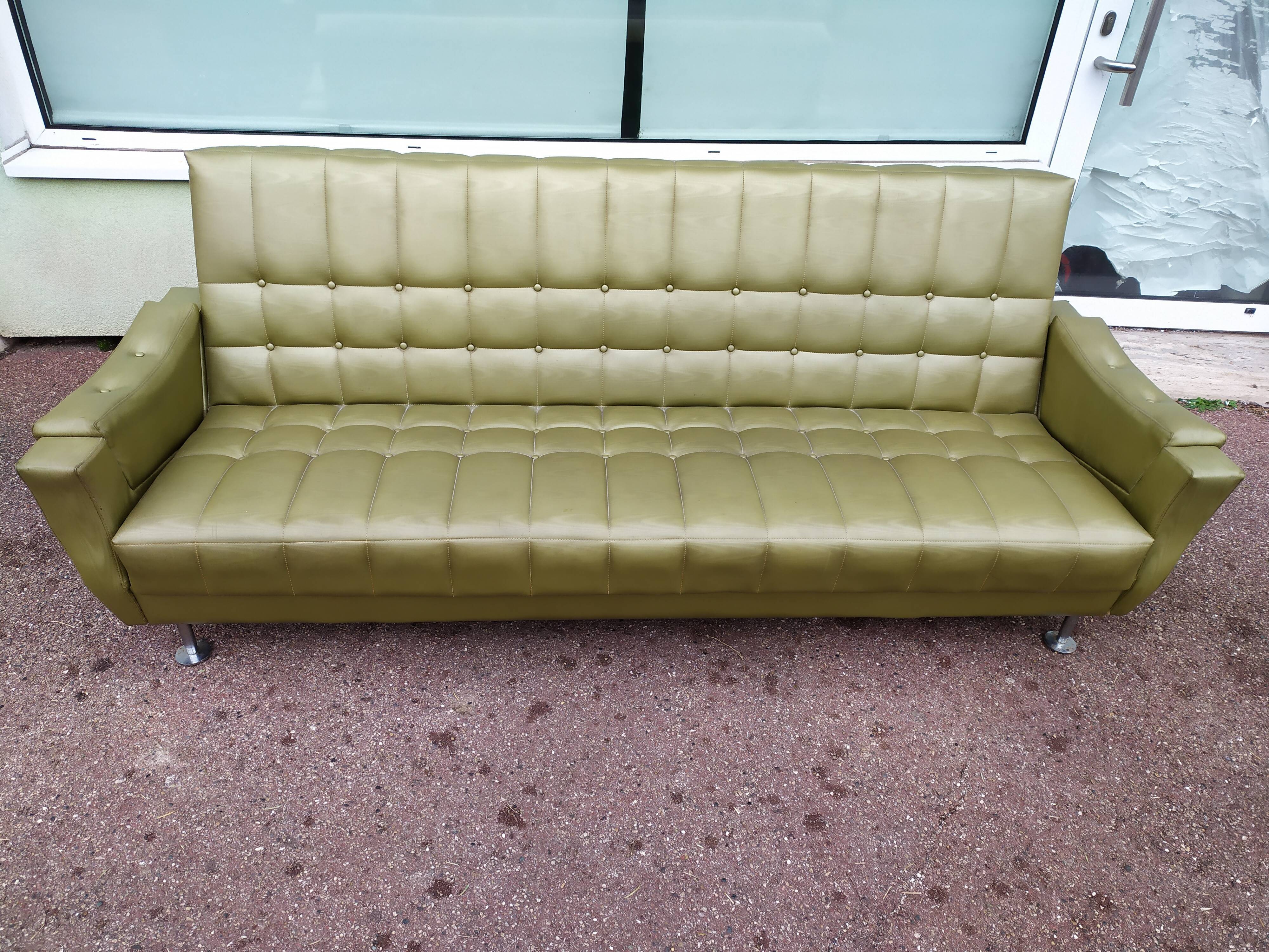 Canapé lit 3 places vintage skaï effet bois vert 1970