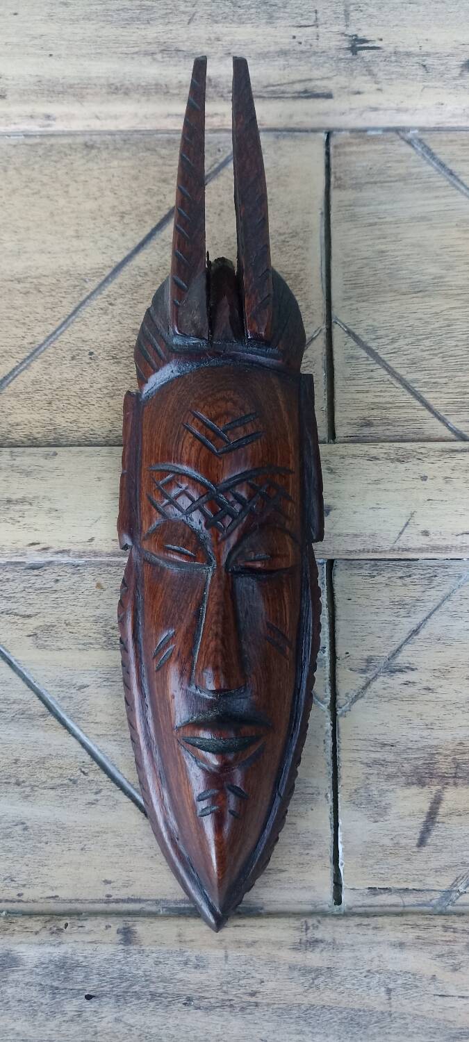 African weekly mask