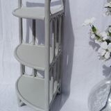 Corner shelf