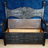 Italian Renaissance style solid wood storage bench