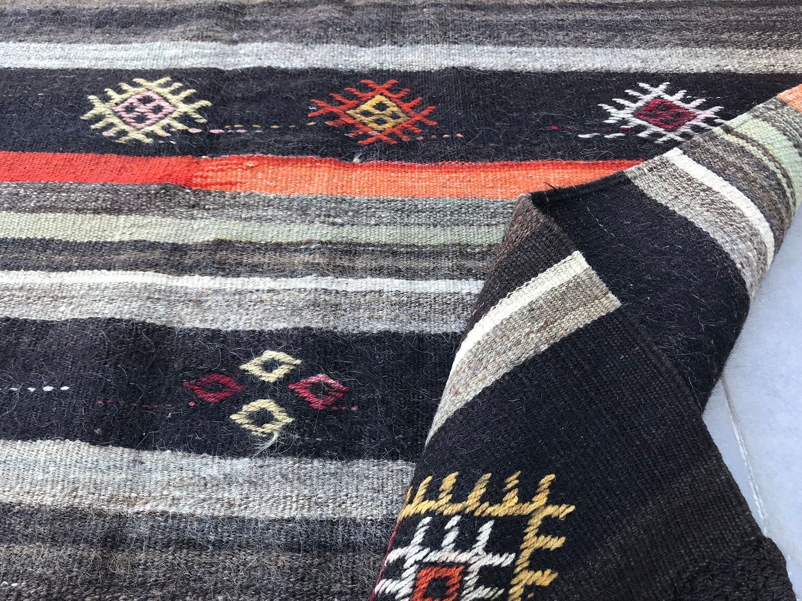 Handmade Decoative Kilim Rug