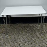 Table à manger design scandinave Fritz Hansen