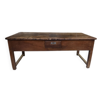 Farm table
