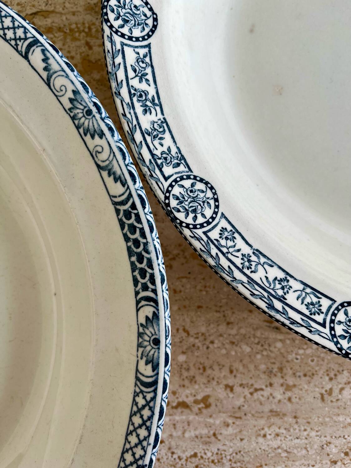 Duo of iron earth dishes