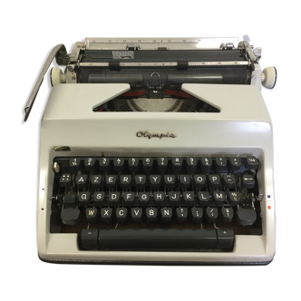 Machine à écrire Olympia