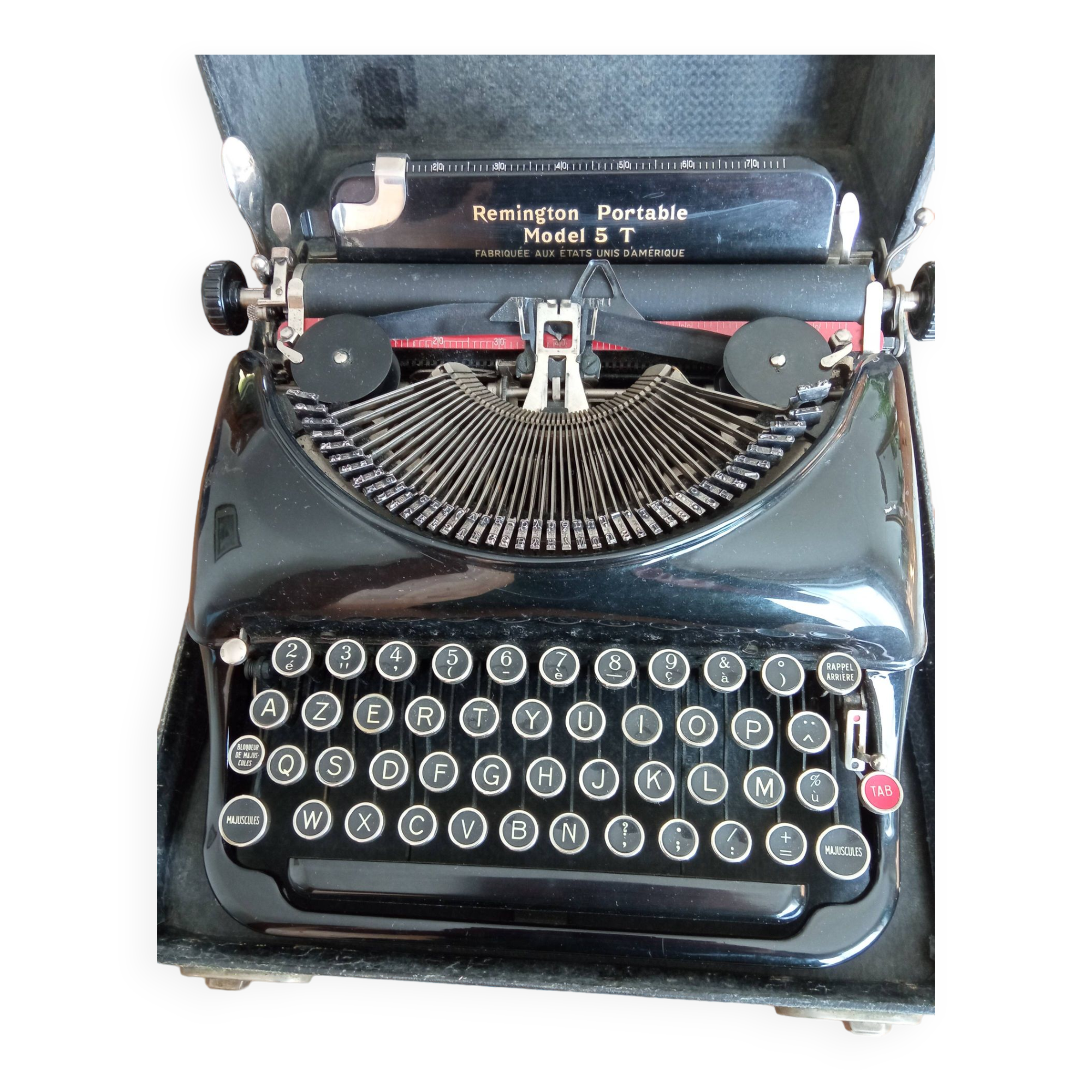 Old Remington portable typewriter No. 5 T