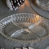 Glass aperitif dish with compartments