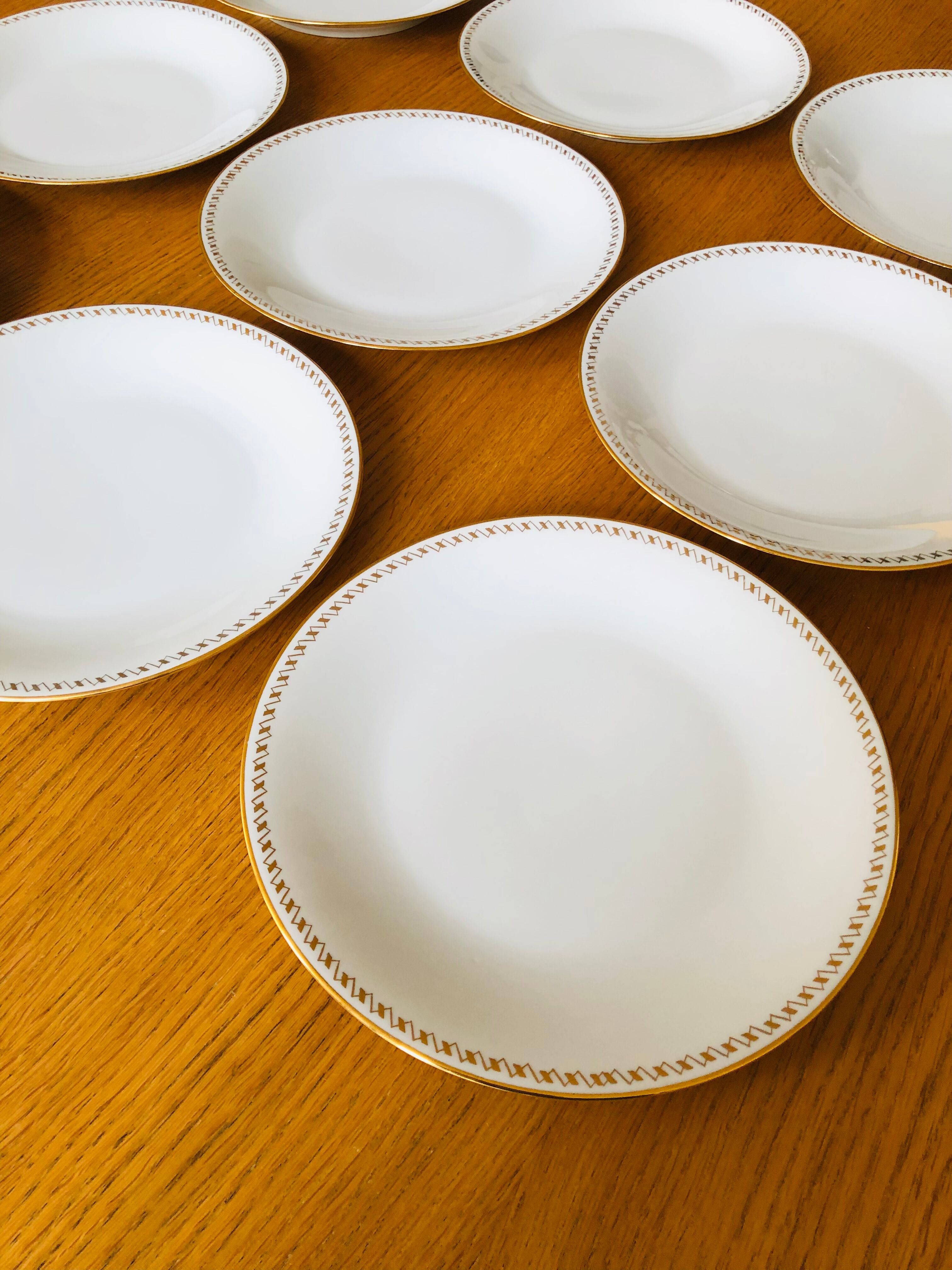 Flat porcelain plates by Sologne Larchevêque