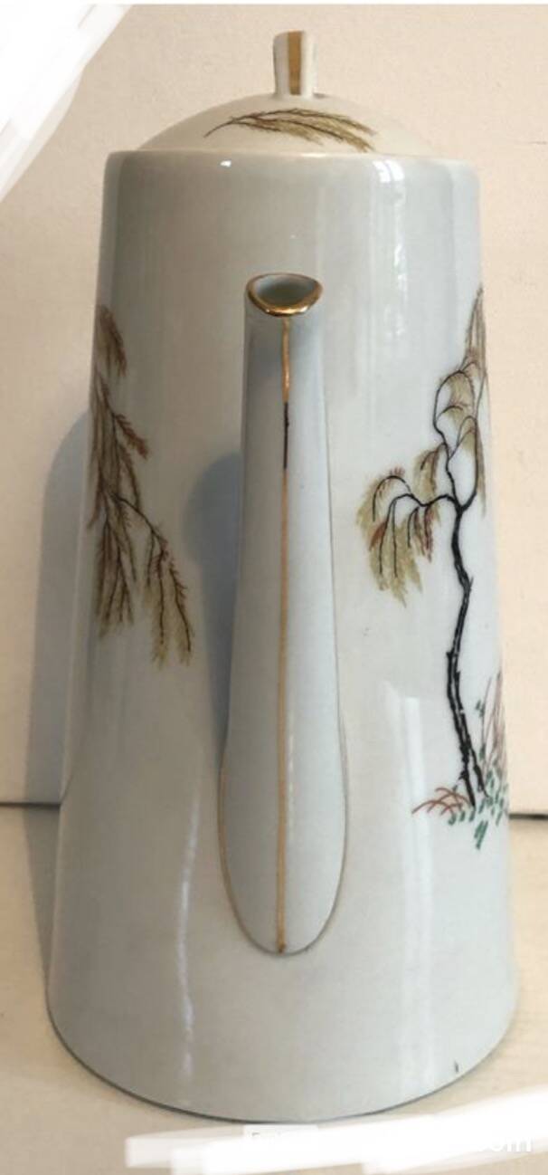 Limoges carafe