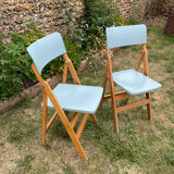 2 folding chairs in vintage beech 1950