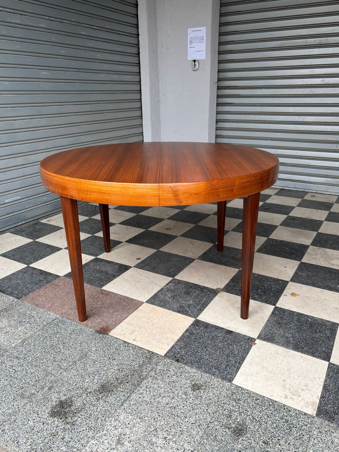 Table extensible en teck vintage