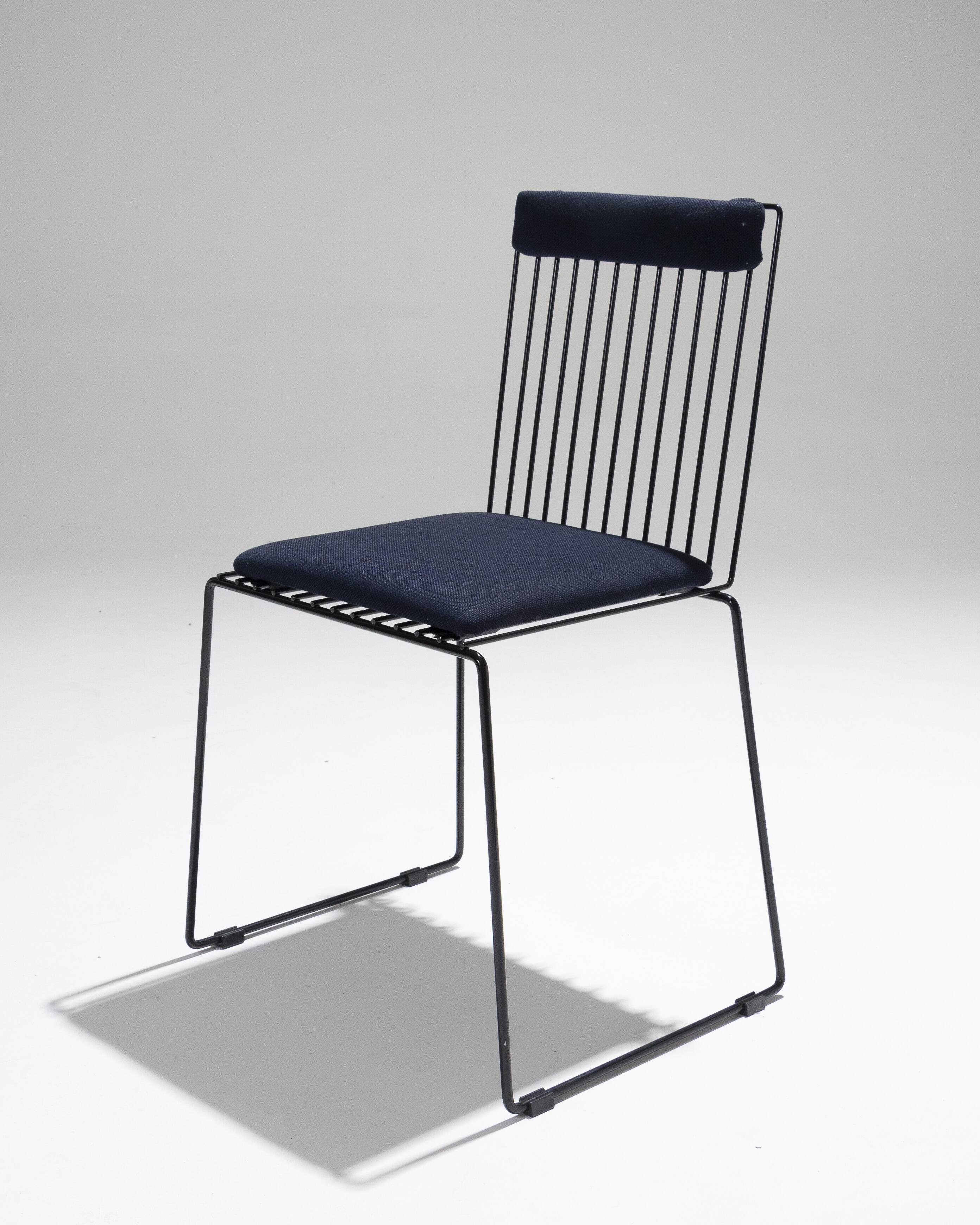 Pair of chairs s.53 françois arnal