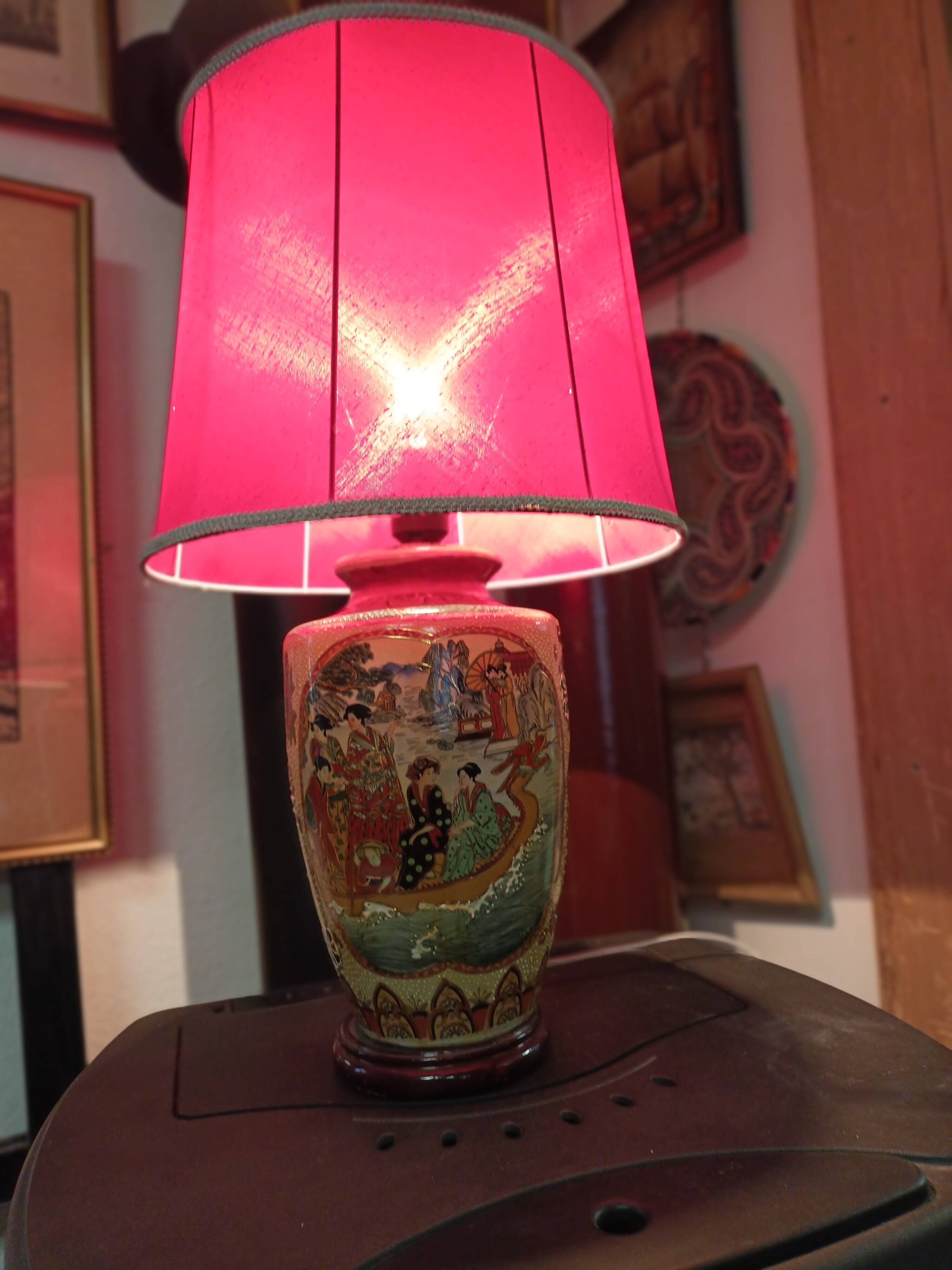 Asian ceramic lamp