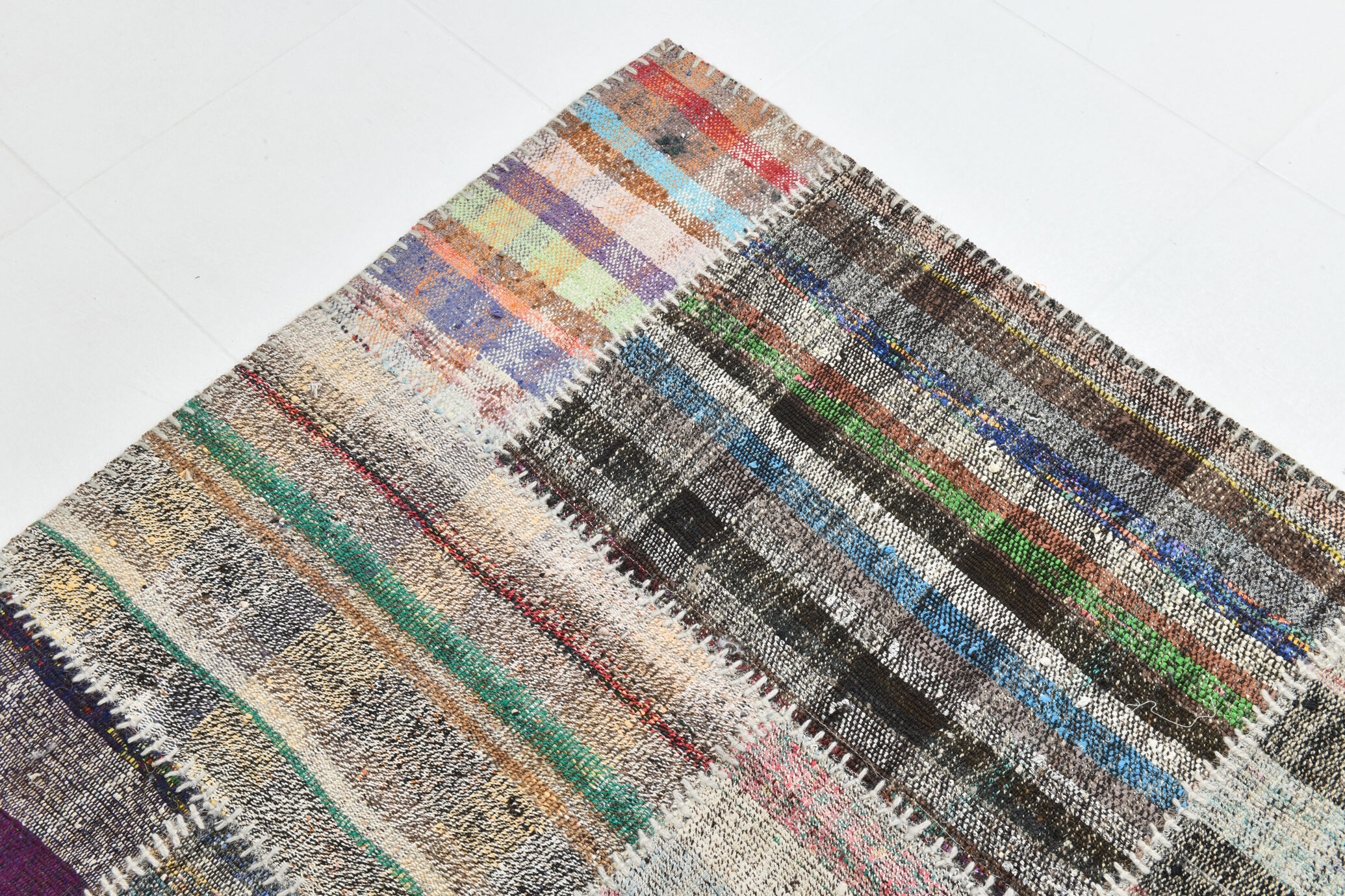 Flatweave ethnic kilim rug 212x302