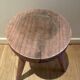 Tabouret tripode