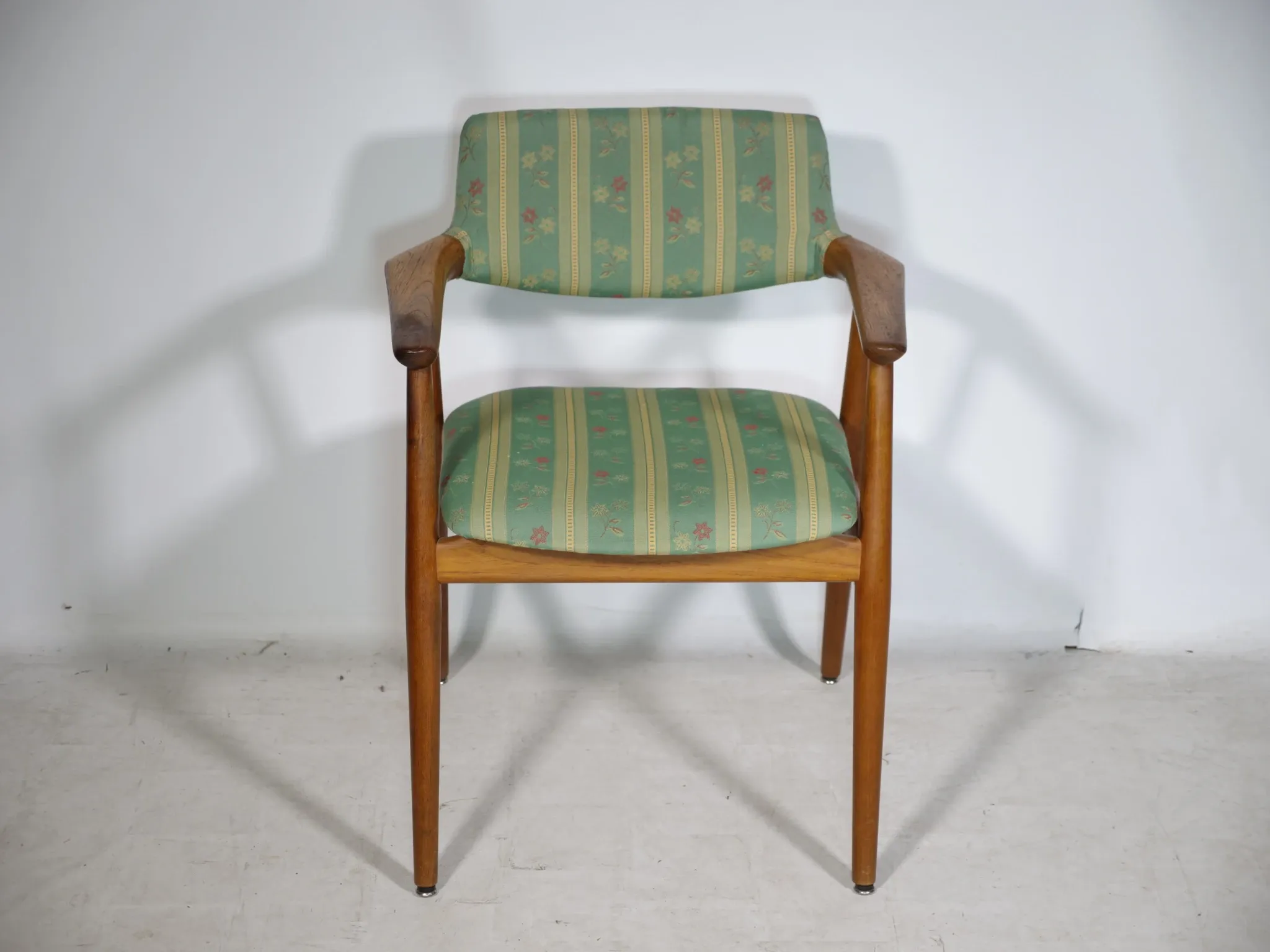 Fauteuil des années 60 en teck par Erik Kirkegaard pour Glostrup.