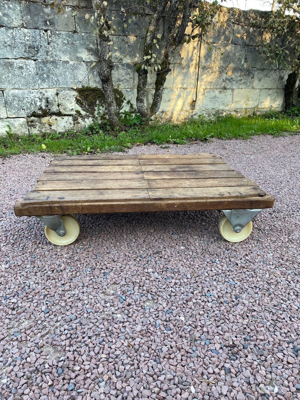 SNCF industrial trolley