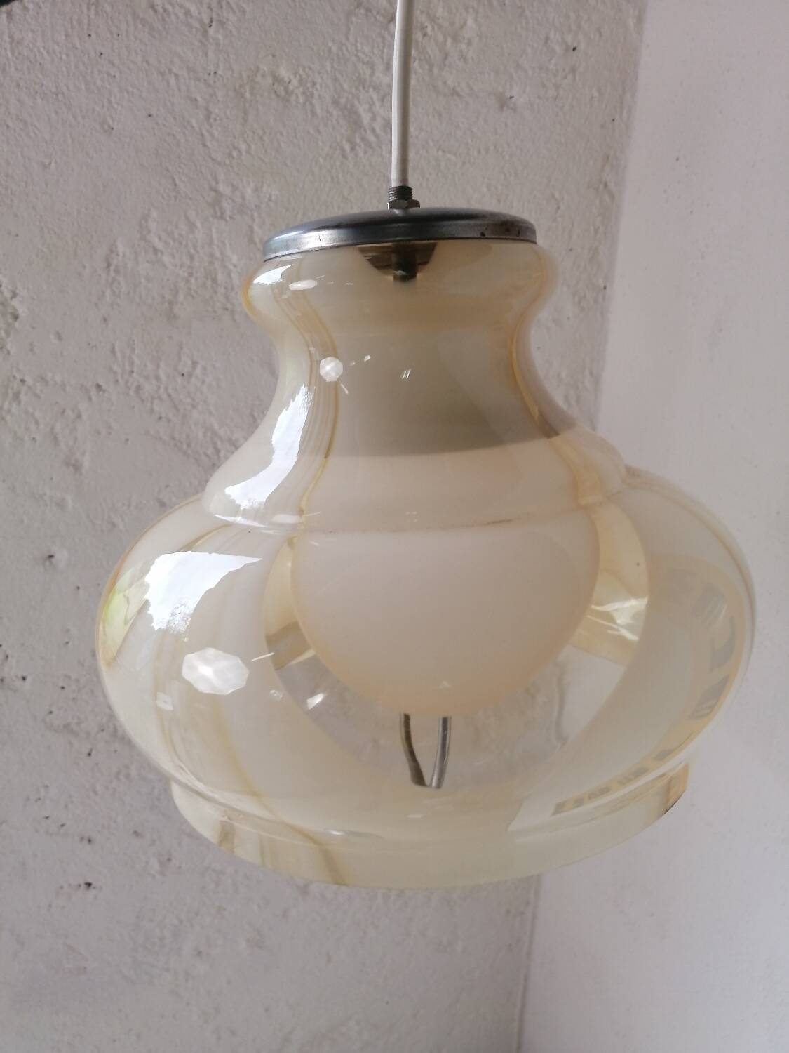 Vintage marbled Murano glass pendant light.