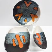 Rare set of three Elchinger Atelier ceramic bowls. France, 1950.
