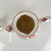 Small teapot KG Lunéville, model "Réverbère", tulip pattern.
