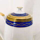 Porcelain teapot / Czech Republic