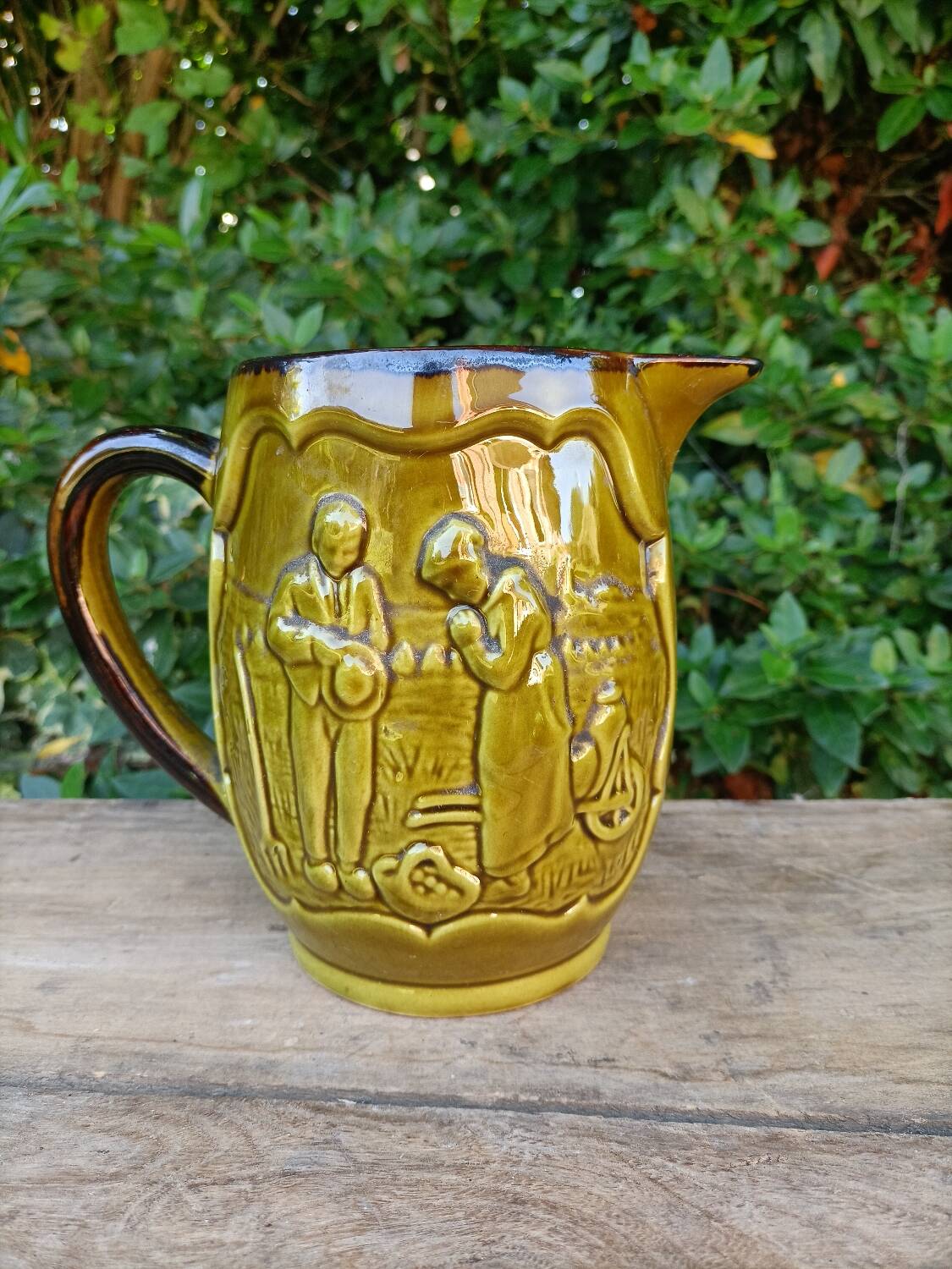 PL France Angélus retro pitcher