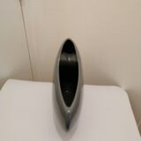 Modern floral vase in ceramic
