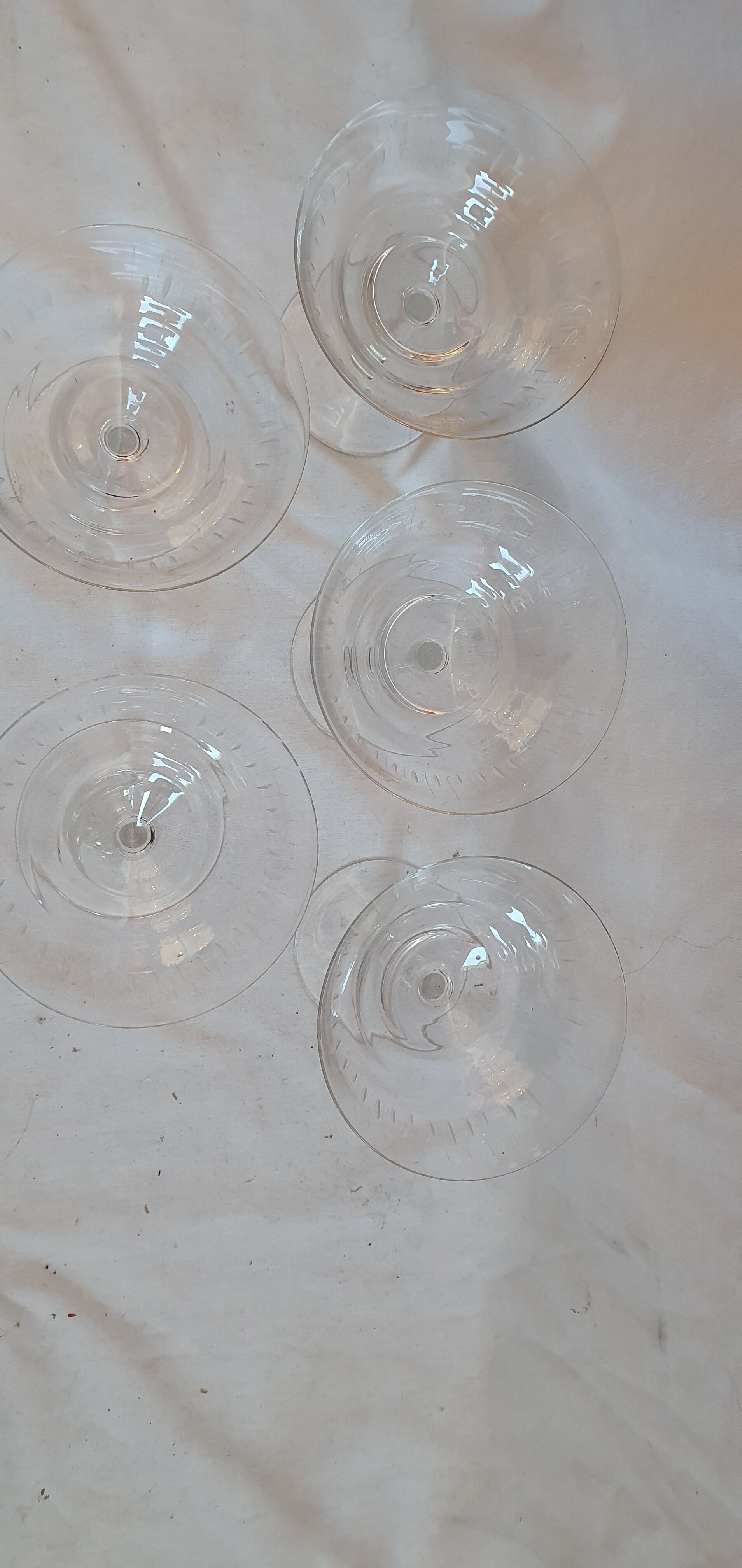 5 glasses of Champagne from 1950/60