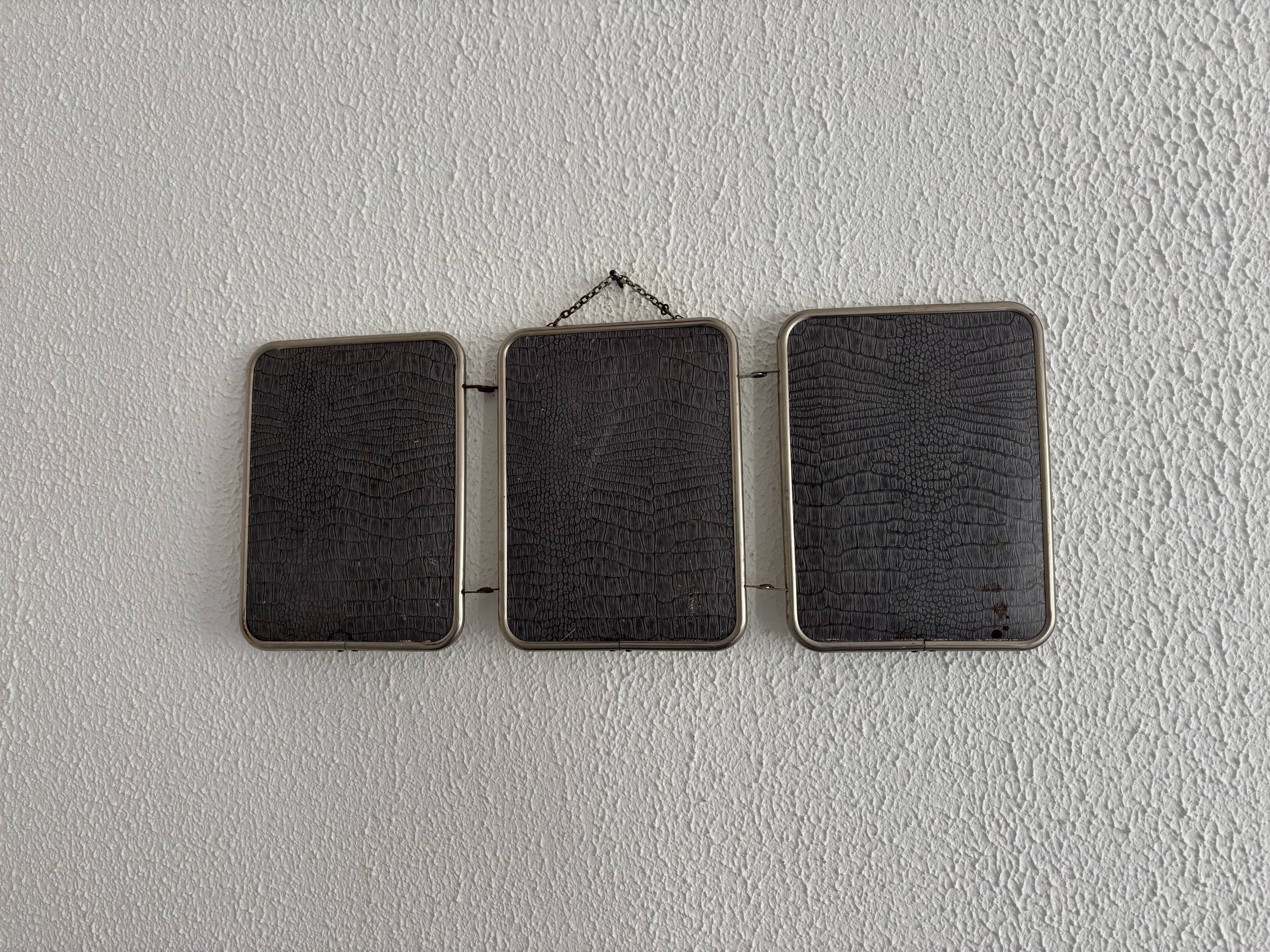 Vintage 1960s triptych mirror barber blue crocodile effect - 20 x