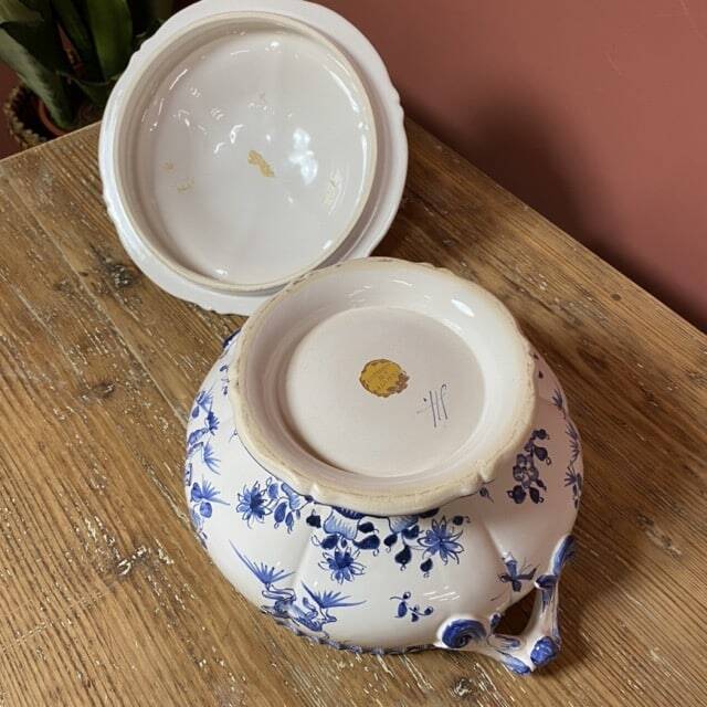 Soup tureen and its presentation dish with blue Moustiers decor
