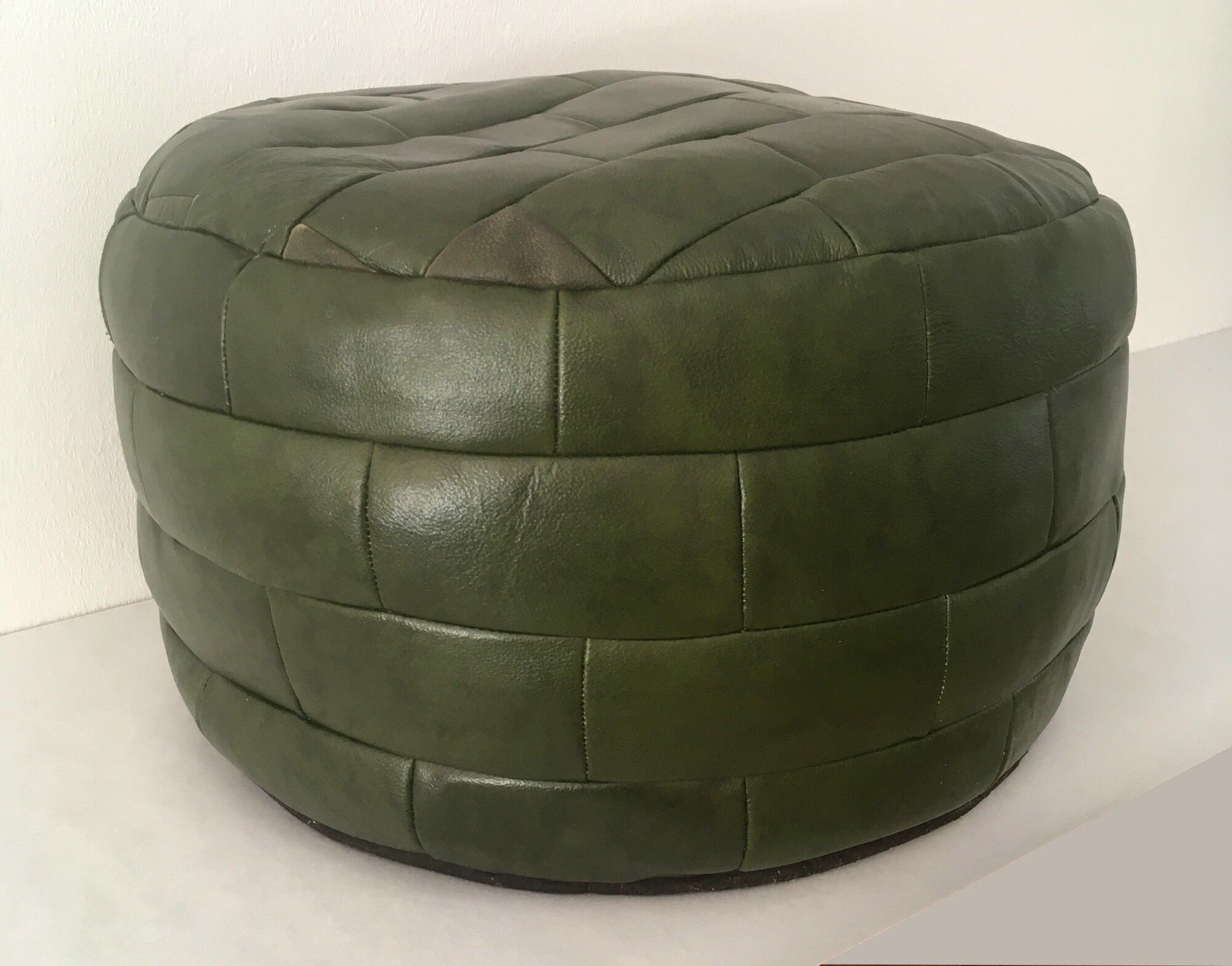 Vintage leather pouf patchwork 70s
