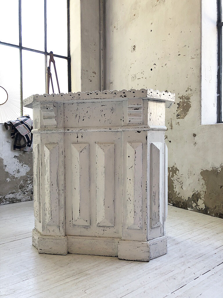 White patina and zinc counter